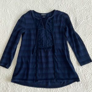 Lucky brand bohemian top, navy blue